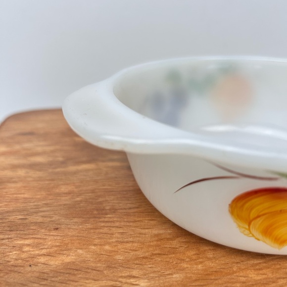 Anchor Hocking Fire King Gay Fad Small milkglass bowl, fruits pattern #445 - Picture 5 of 8